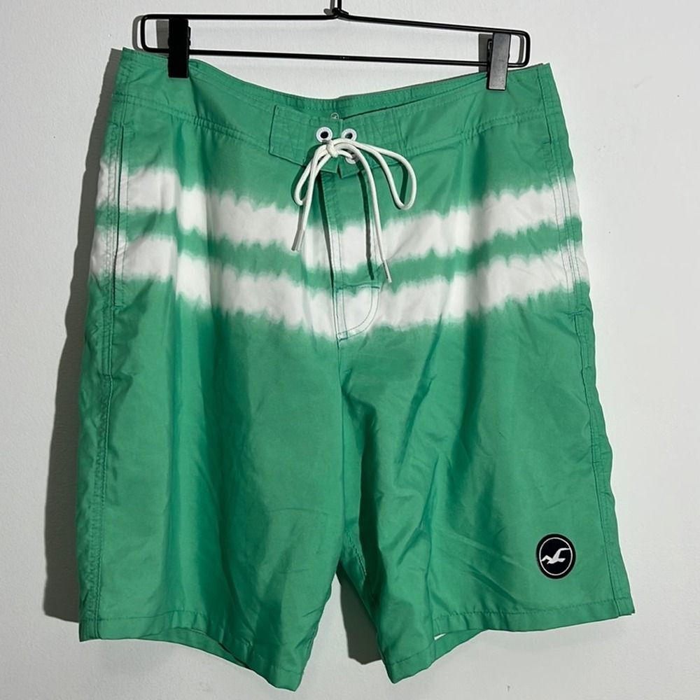 Hollister Men's Green White Swim Trunks Board Shorts Size 32